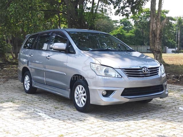 2011 Toyota Innova 2.0G - 3