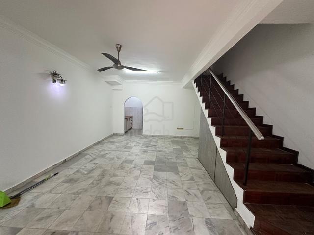 Sri Rampai 2 Storey , setapak 1
