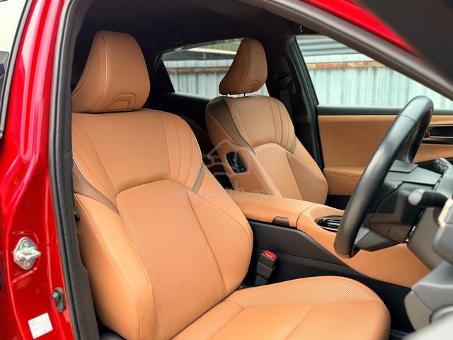 2024 Toyota Crown Sport Z 2.5L - 3