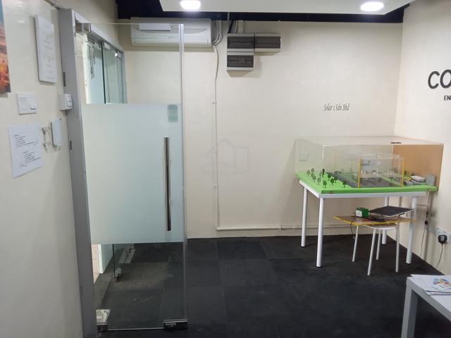 Workplace Convenience: Kelana Square Commercial Suite 1