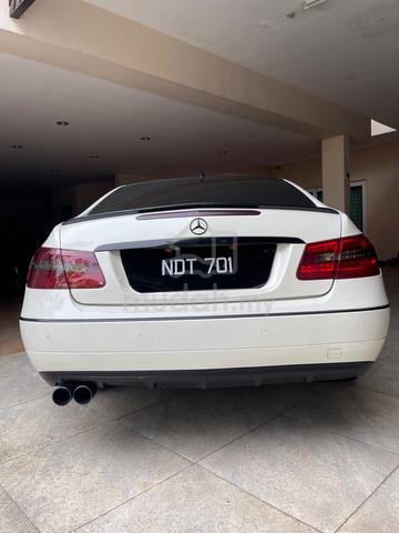 2010 Mercedes Benz E250 CGI BlueEFCY - 4