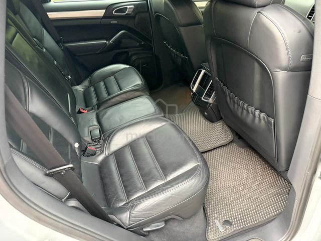 2012 Porsche CAYENNE 3.0 S PETROL CBU SERVICE REC - 5