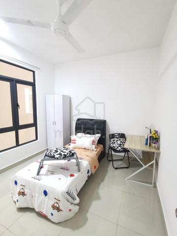 Setapak PV9 Female Medium Room (with A/C) for rent 1