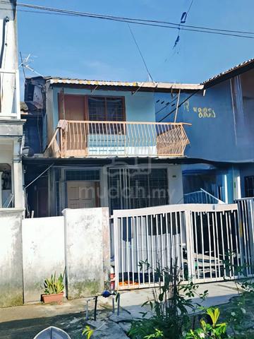 Double-Storey House | Taman Dato Senu | Sentul 1