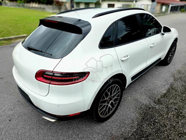 2015 Porsche MACAN 2.0 (A) - 2