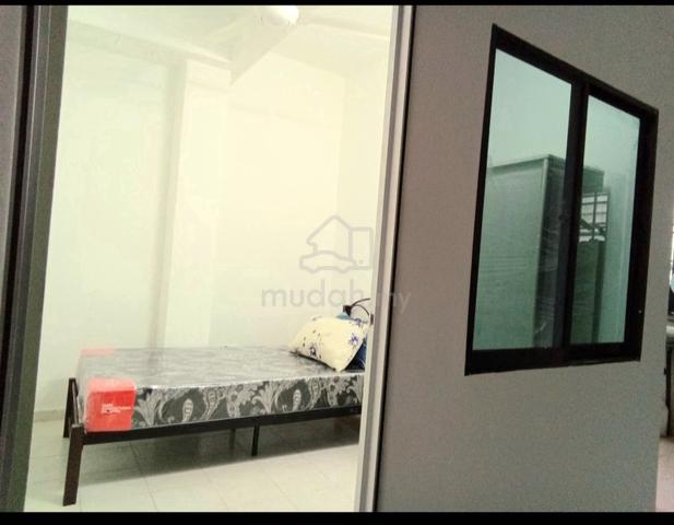 Bilik Jalan Kijang Taman Scientex 1