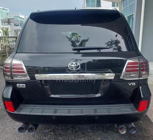 Toyota LANDCRUISER V8 ZX (URJ202W) (A) - 4