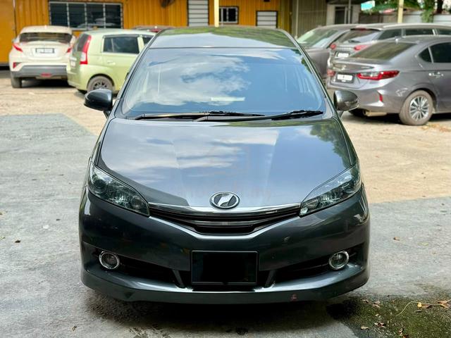 2012 Toyota WISH 1.8 X ZGE20G FACELIFT (A) - 5
