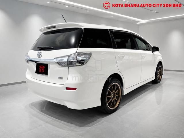 Toyota WISH 1.8 S FACELIFT (A) Tahun 2009 - 4