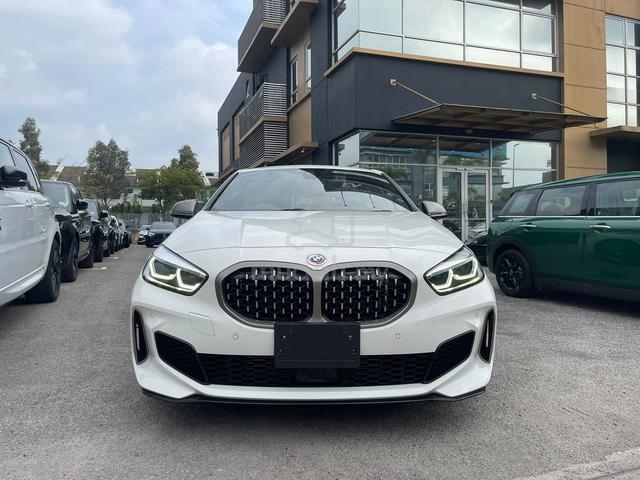 2023 Bmw M135i Xdrive / Red leather / promotion - 3