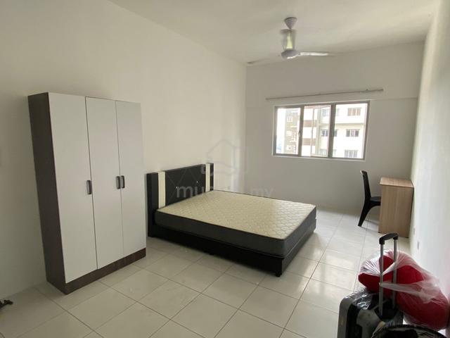 Cheap Master Room For Rent 3