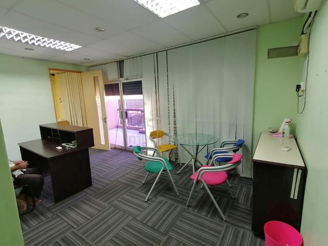 Diamond Square, Level 1 Office For Let 1