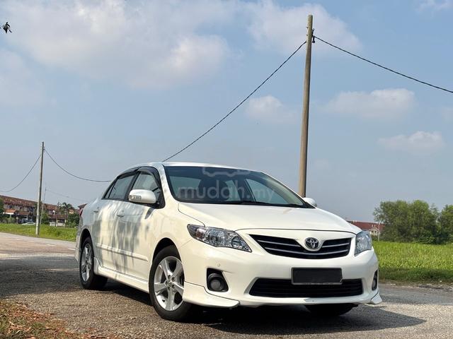 2013 Toyota ALTIS 1.8E / GOOD CONDITION - 1