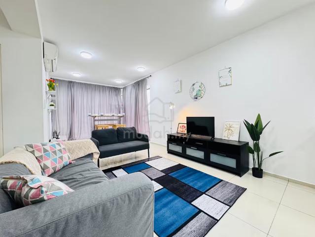 2R Unit link LRT & 5 Min Midvalley | Balcony Furnish, Walk to Retail 1