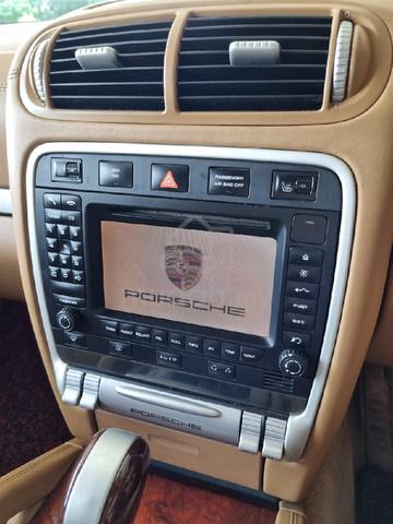 Porsche CAYENNE S (A) BOSE theatre speakers - 5