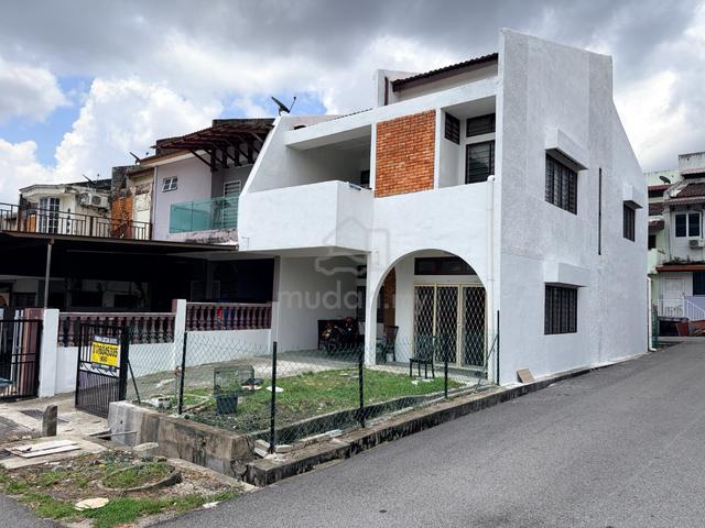 Depan Surau Rumah Endlot 2 Tingkat Rashibah Indah Untuk Dijual Murah 1