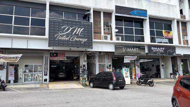 Shoplot Beserta Bilik Sewa siap renovate  1