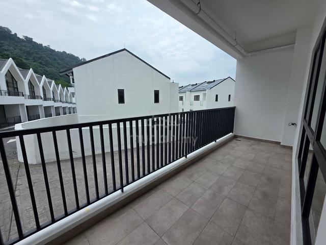 Empire Residence Damansara Perdana Olive Perfectly New for Sale 1
