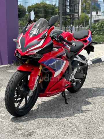 Carousel Image