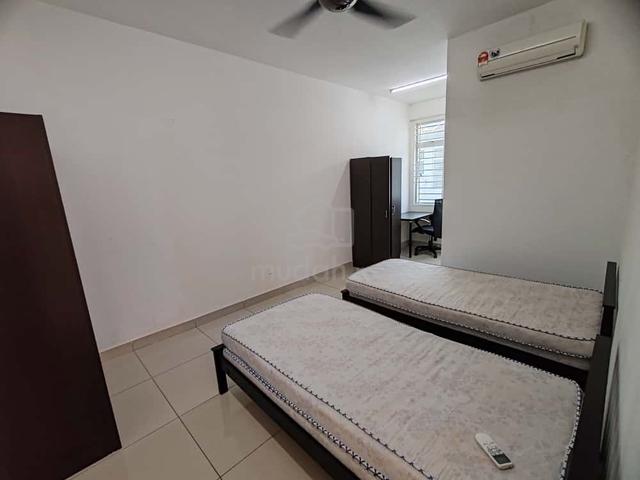 Mahsa University Room For Rent SP2 1