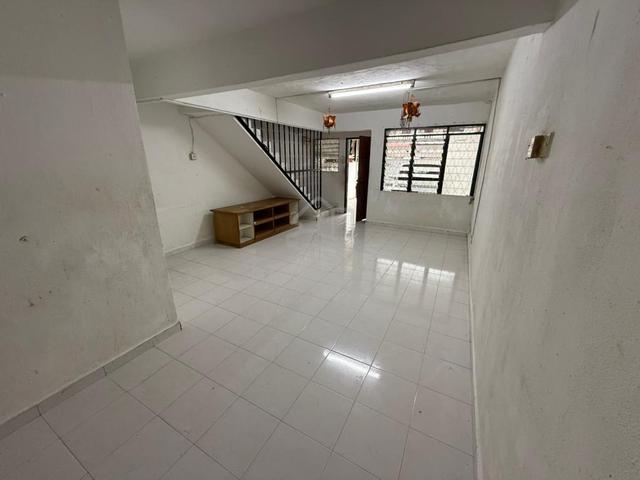 Taman Muhibah Kulai Double Storey Low Cost Full loan sri putri 2