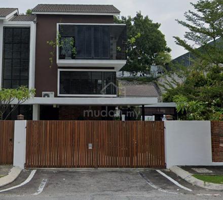 Renovated Dale Lakefields 3-storey Terraced House (Corner Unit) 1