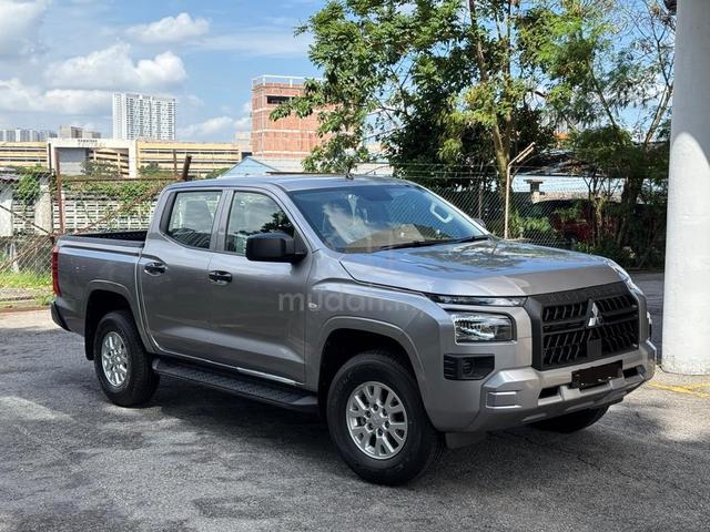 Mitsubishi Triton AUTO 4X4 Baru JUARA AXCR & VOTY - 2