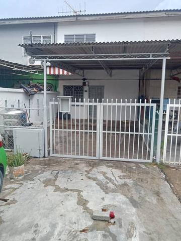 Big and Cheap 2-Storey Terrace Taman Sri Sentosa Klang 1