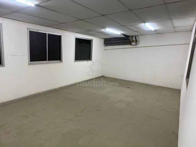 Taman Universiti 1.5 Storey Terrace Factory Skudai Johor Bahru 1