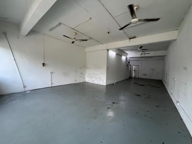 Nagasari Perai 1st Floor l Worker Dormitory l Facing mainroad 1