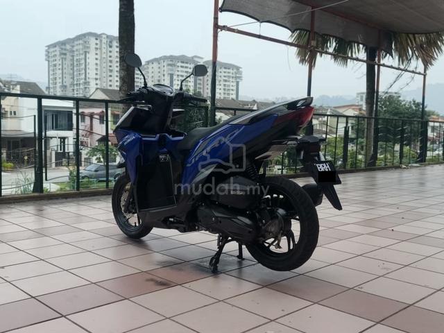 2023 Honda Vario 125 ( 16K KM ONLY ) FULL LOAN - photo 3 of 10