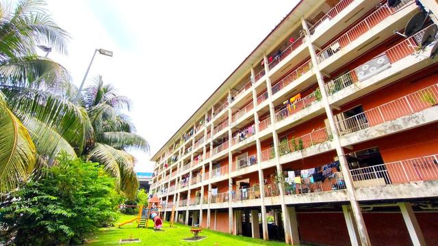 Flat Taman Dagang 1