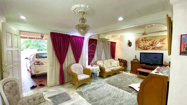 2-Storey Terrace House 4R4B – Fully Renovated,Taman Jasmin, Kajang 1