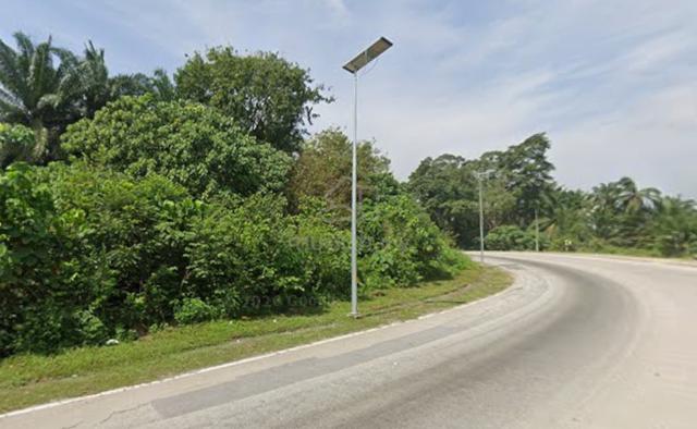 Dengkil Banting Industrial Zoning Land-Facing Main Road, Freehold 1