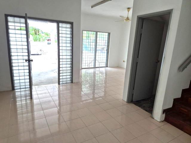 2 Storey✅✅✅ Guarded & Gated / no facing houses, PUJ 6 Punjak Jalil 1