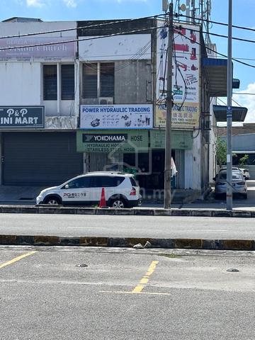B'W TAMAN KAPAL Jln Chain Ferry shophouse sales good for investment 1