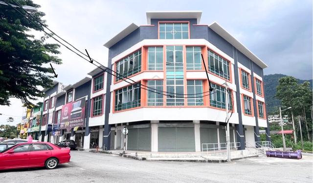 Kampar Oldtown Shoplots Facing Mainroad New& Never Occupied 1