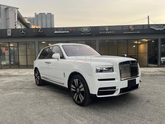 2023 Rolls Royce CULLINAN 6.75 Star Roof,Bespoke - 1
