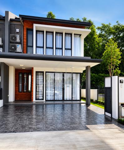 [ILHAM RESIDENCE] Elmina Garden END LOT House Next To PLAYGROUND 1