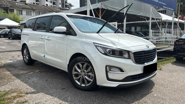 MAX LOAN 11 SEATER 2020 Kia GRAND CARNIVAL 2.2 - 1