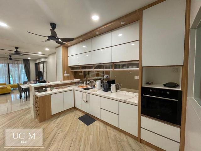 Fully Renovated Furnished Ayra Bandar Bukit Raja Klang Facing Parking 1