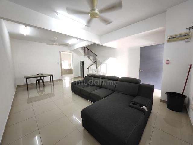 [ Below Market+Nice ] 2sty House , Sari Alamanda ,Sungai Choh ,Rawang 1