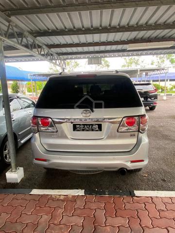 2010 Toyota FORTUNER 2.5 G KUN50R-NKMDHE FACELIFT - 4