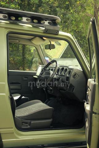 1995 Suzuki JIMNY 660cc Turbo Auto (A) - 4