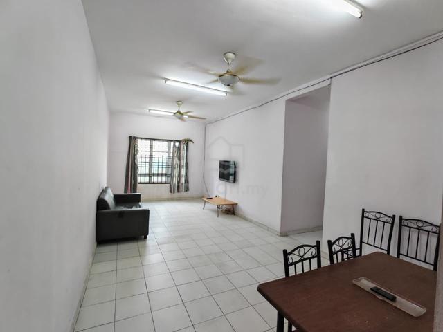 Idaman Senibong Apartment 1
