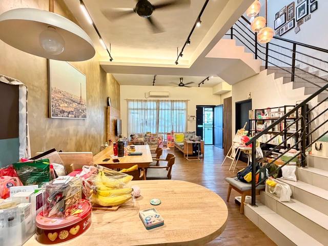 Ulu Tiram / Dato Chellam / 2 Storey Terrace / Fully Renovated / Freeho 1