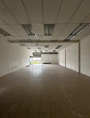Market 88 / Kepayan / office 1