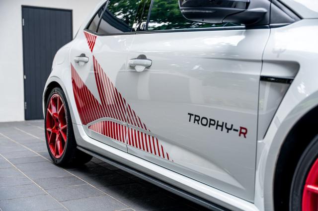 2021 Renault MEGANE RS300 Trophy R - 4