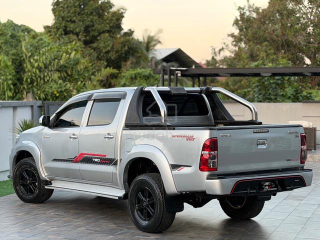 2014 Toyota HILUX 2.5 G VNT (A) CONVERT TRD AAA++ - 3
