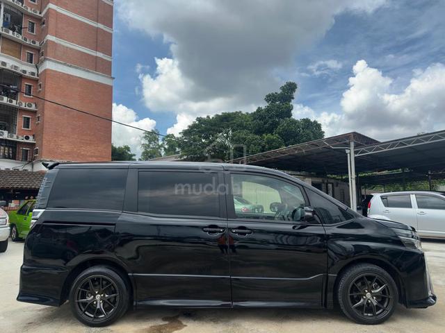 ZS KIRAMEKI II⭐2019 Toyota VOXY 2.0 SUN ROF OFFER - 3